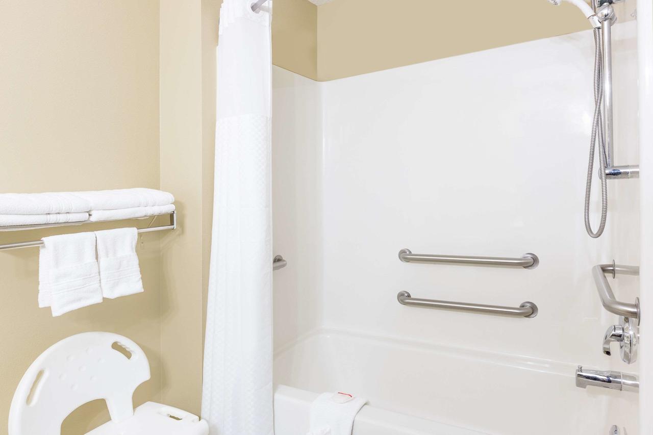 Super 8 By Wyndham Sioux Falls - thumb 26