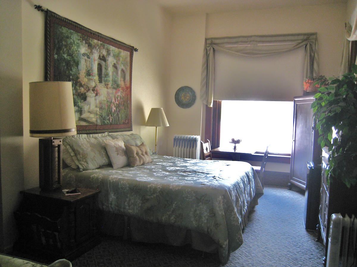 Deadwood Dick's Hotel - thumb 16