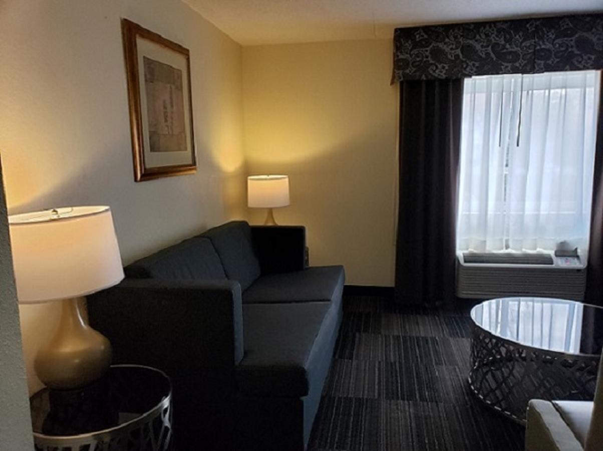 Club Hotel Nashville Inn & Suites - thumb 10
