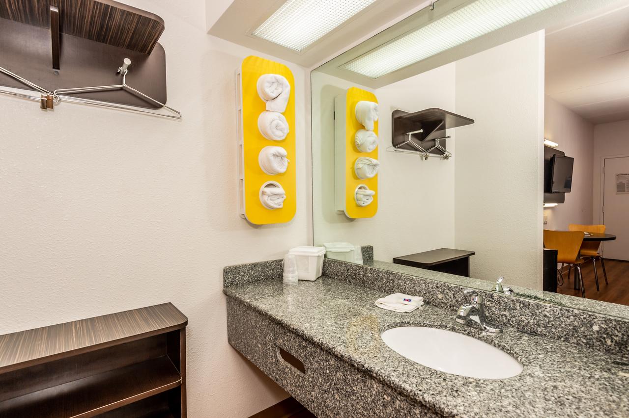 Motel 6 Kingsport Tri-City/I-81exit 59 - thumb 11