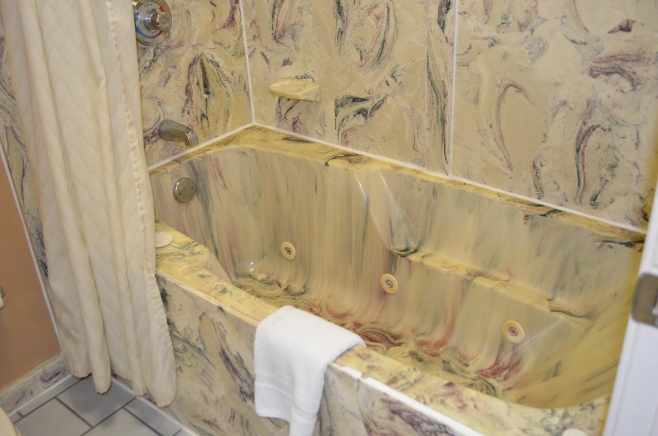 Executive Inn And Suites - Jackson - thumb 21