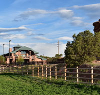 Cougar Ridge Lodge - Casitas - Hotels Find