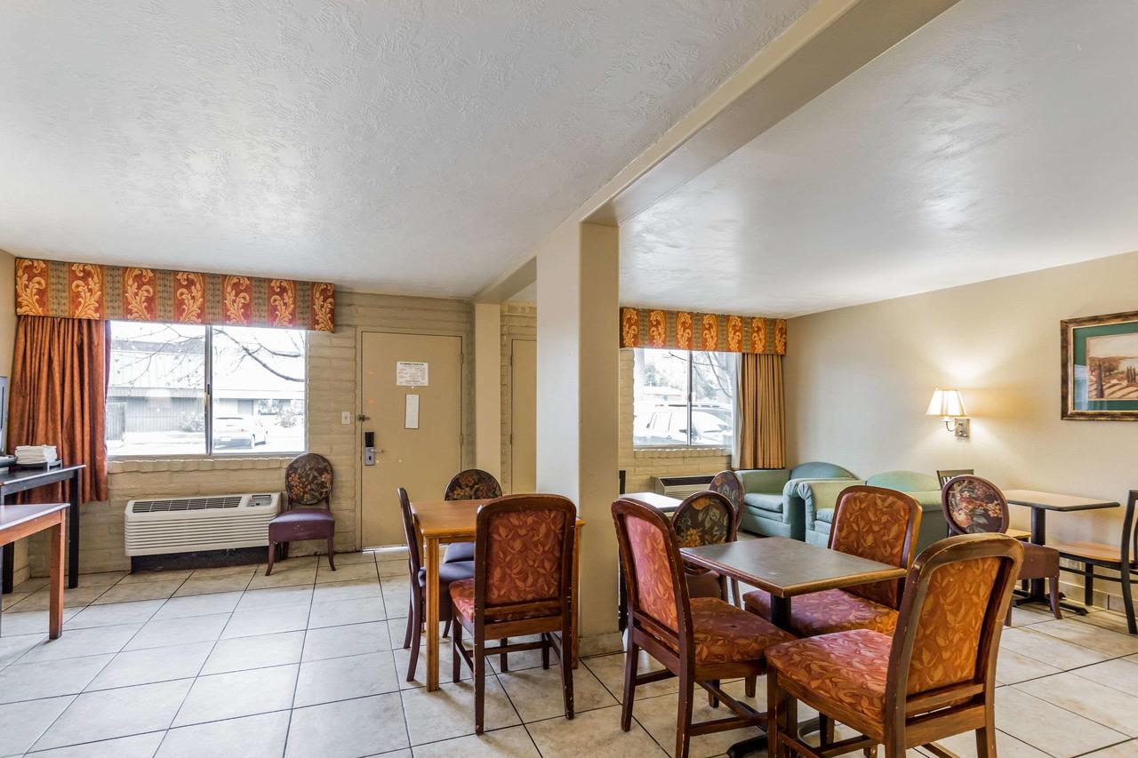Econo Lodge Downtown Salt Lake City - thumb 3
