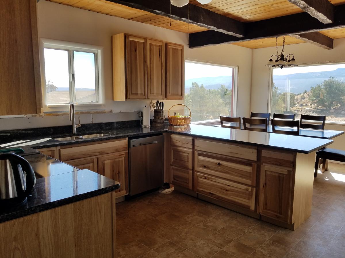 Sandcreek Cottage, Scenic Torrey, Utah - thumb 5