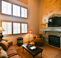 Cascades Luxury Condo - Hotels Find