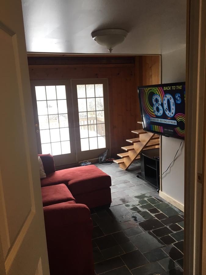 Ye Olde Barn - thumb 18