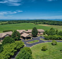 Round Hill Inn - Hotels Find