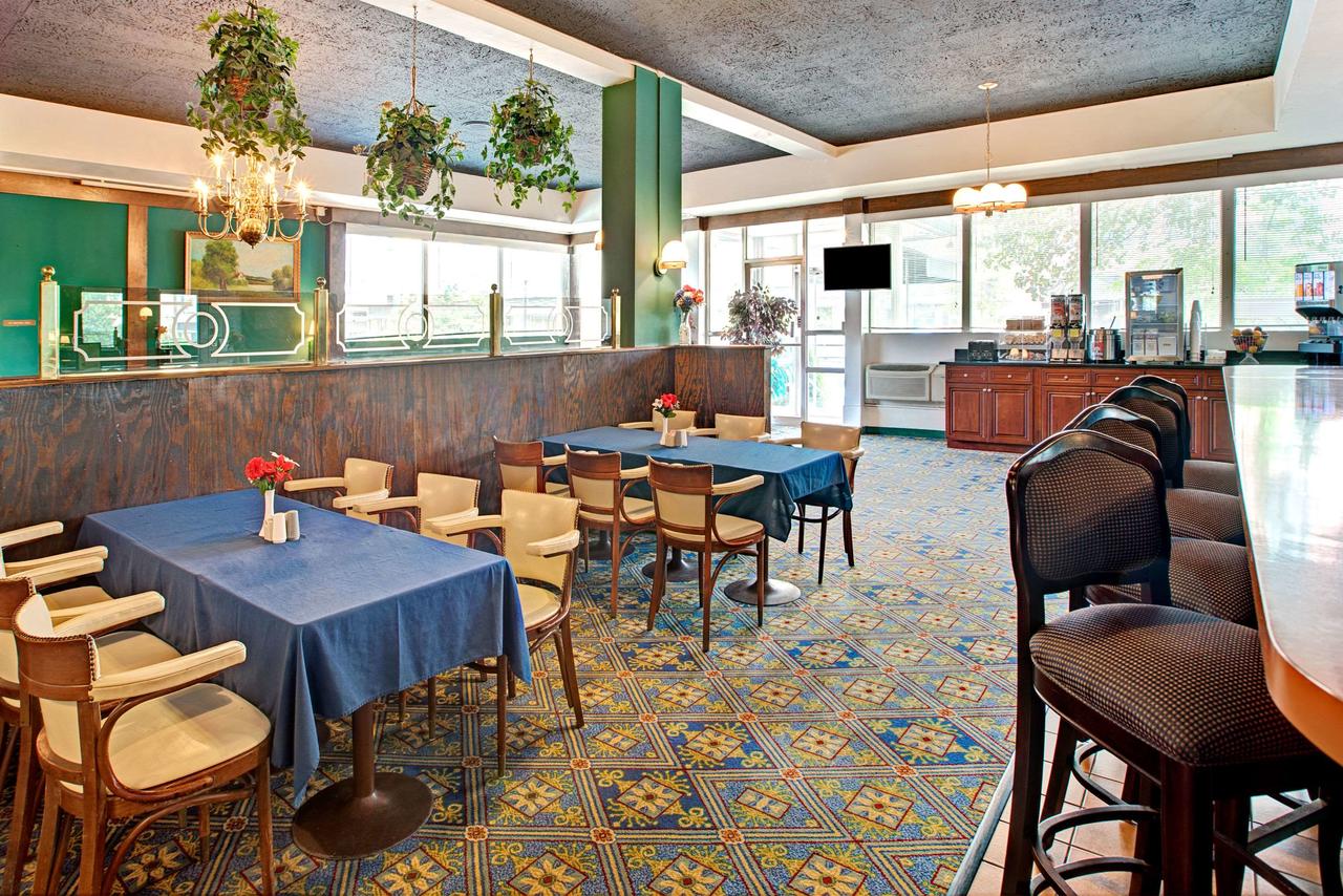 Days Inn By Wyndham Arlington/Washington DC - thumb 12