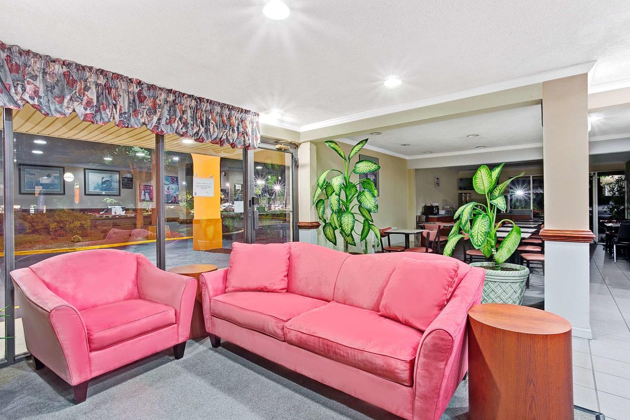 Super 8 By Wyndham Williamsburg/Historic Area - thumb 3