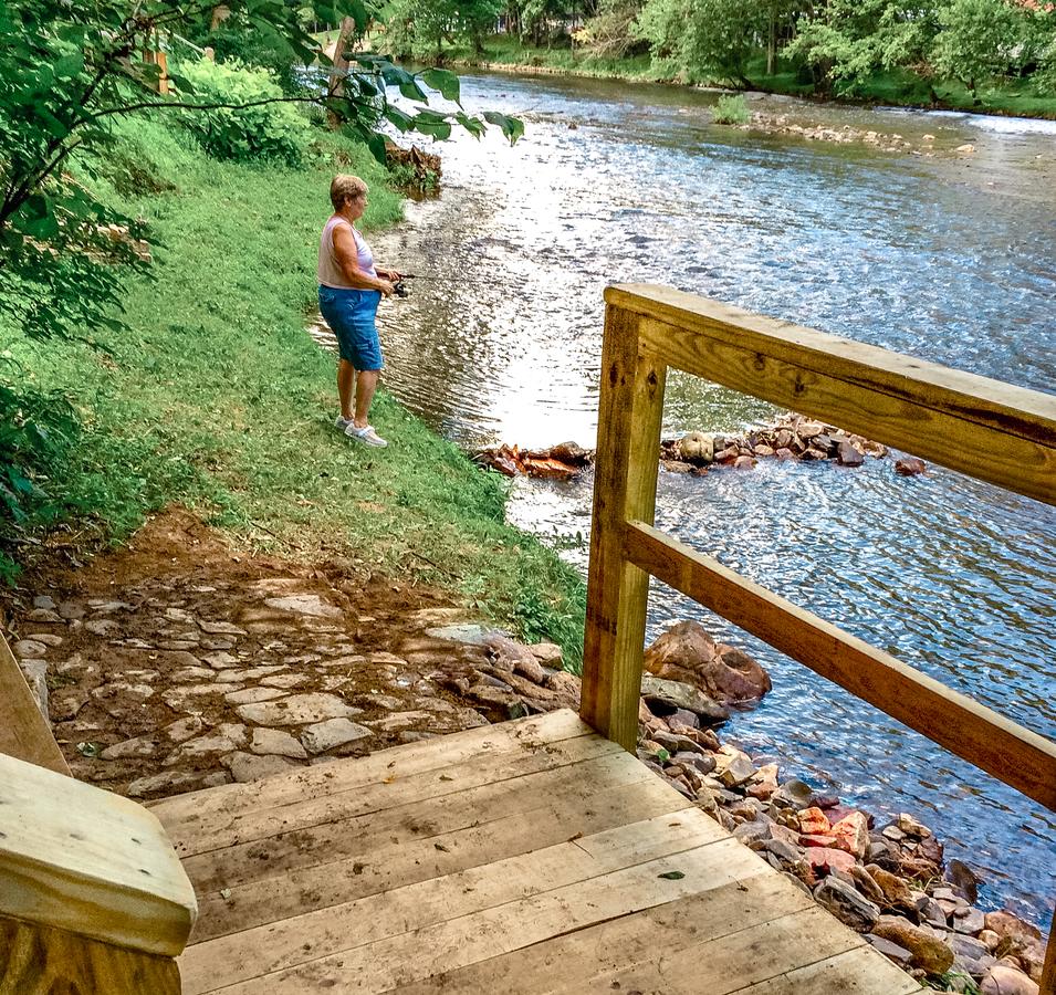 River Front Hideaway, Private River Access â˜… - thumb 9