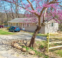 River Front Hideaway, private river access â˜… - Hotels Find