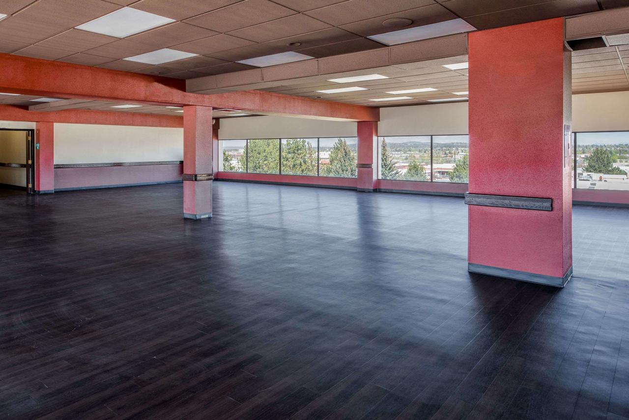 Ramada By Wyndham Downtown Spokane - thumb 26