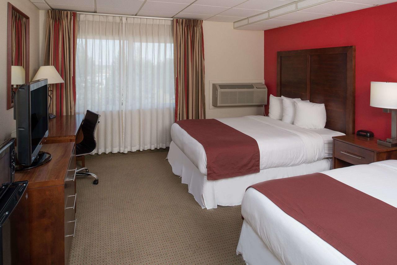 Ramada By Wyndham Downtown Spokane - thumb 31