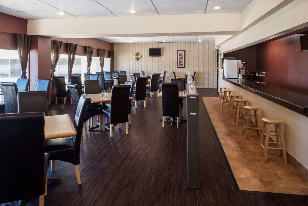 Ramada By Wyndham Downtown Spokane - thumb 34