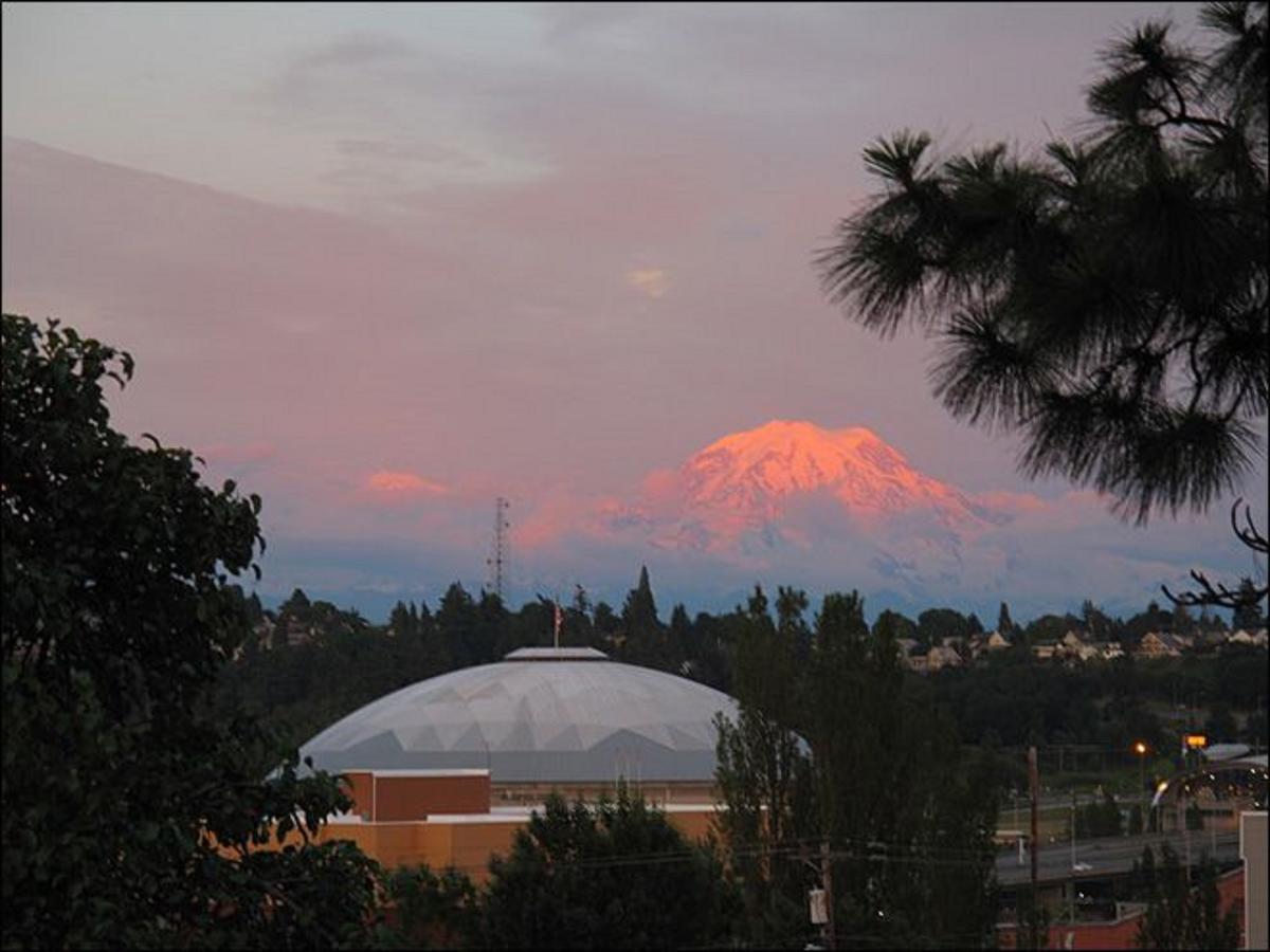 Holiday Inn Express & Suites Tacoma Downtown - thumb 15