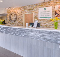 GuestHouse Inn & Suites By Red Lion Hotels - Hotels Find