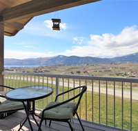 Two Lakes Loft - Hotels Find