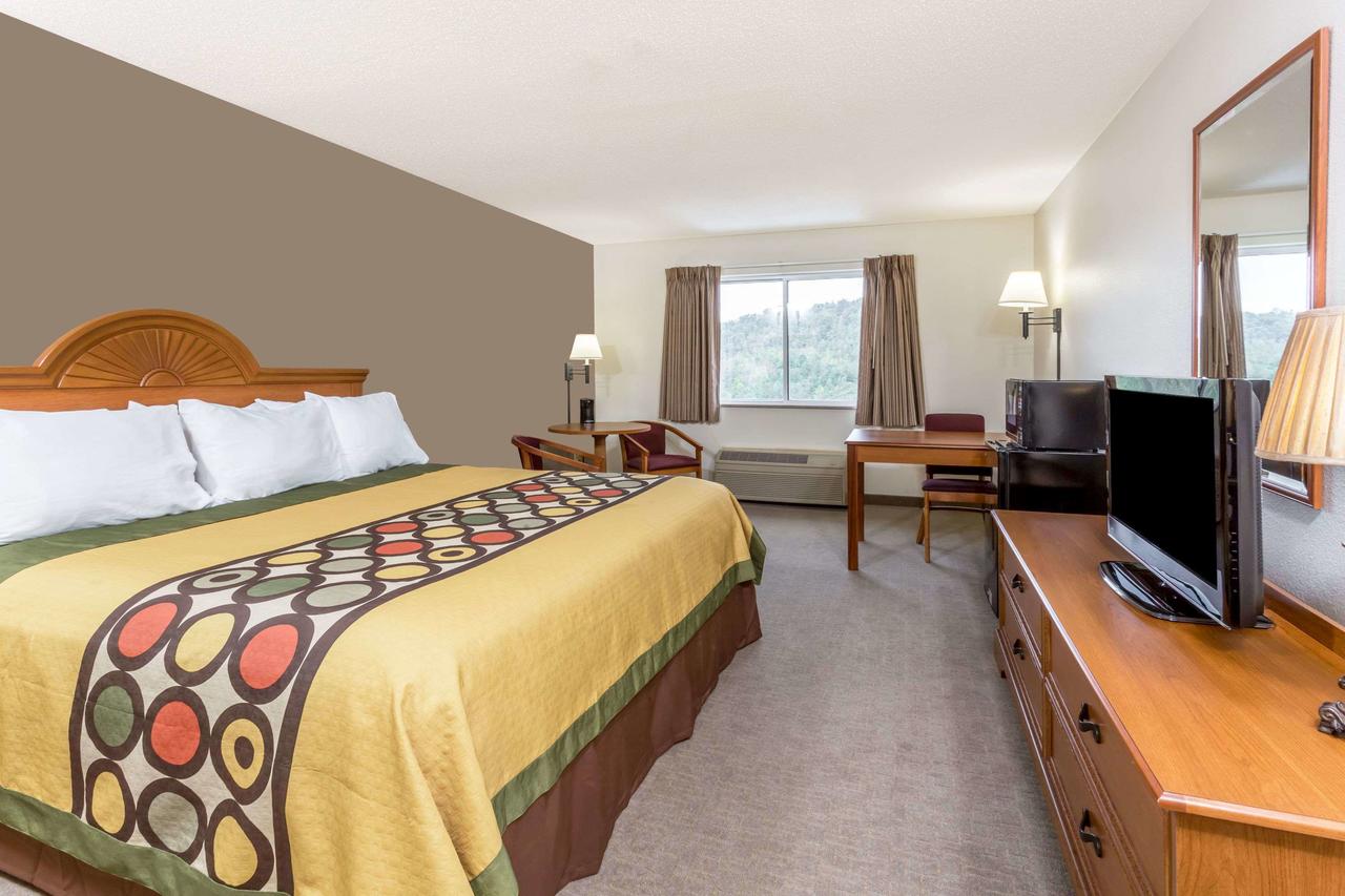 Super 8 By Wyndham Huntington WV - thumb 22