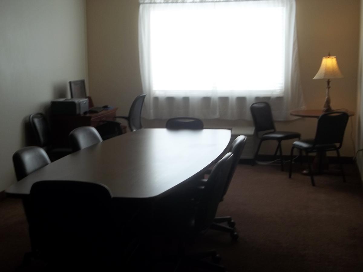 Super 8 By Wyndham Huntington WV - thumb 13