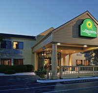 La Quinta Inn by Wyndham Sheboygan - Hotels Find