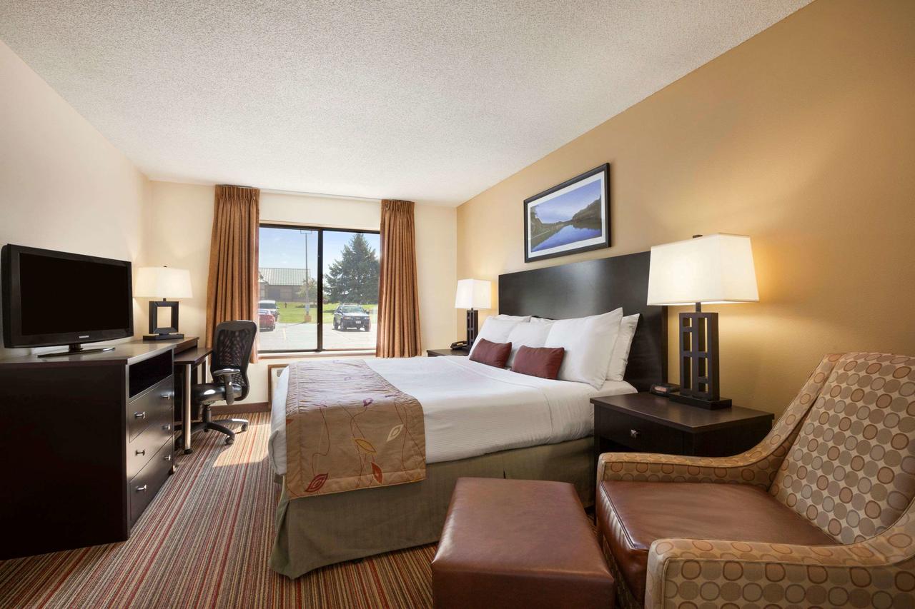 Ramada By Wyndham Wisconsin Dells - thumb 35