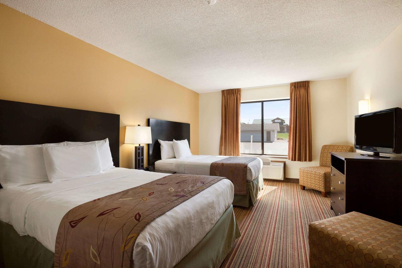 Ramada By Wyndham Wisconsin Dells - thumb 34