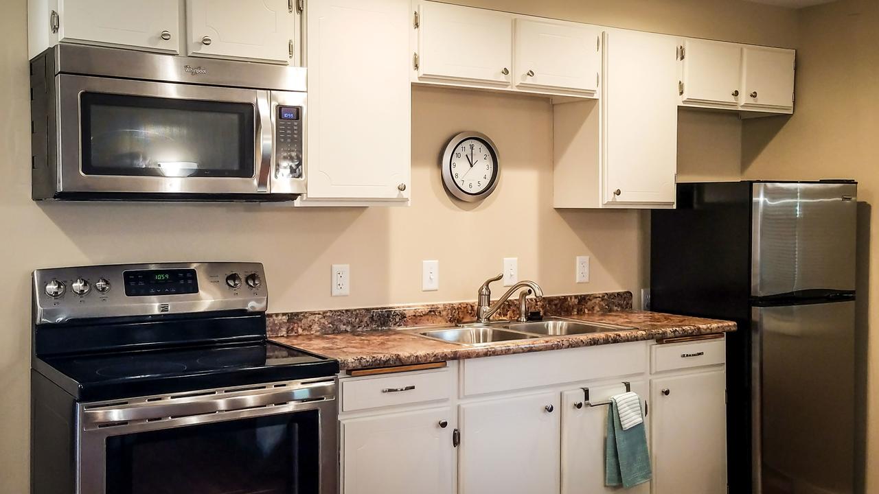 HA Whitney Inn - thumb 10