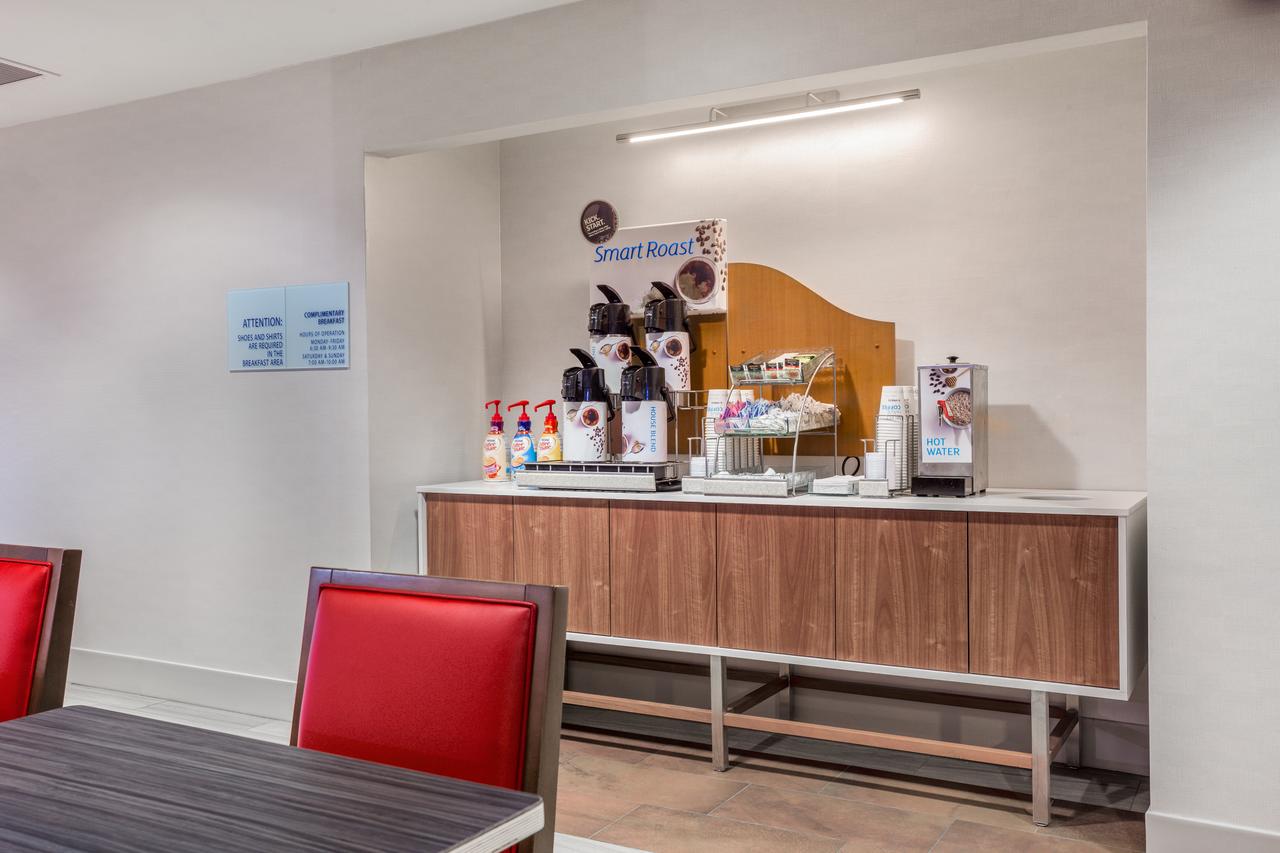 Holiday Inn Express Wisconsin Dells - thumb 43