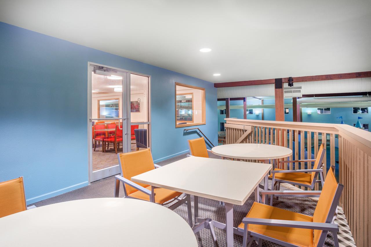 Holiday Inn Express Wisconsin Dells - thumb 36