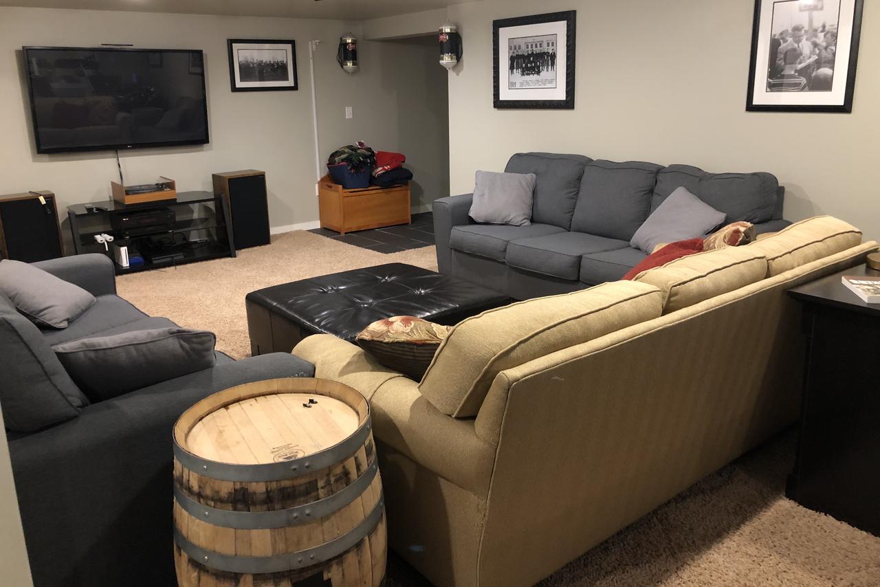 Walk To Lambeau Field In Green Bay! Only 6 Blocks Away - thumb 6