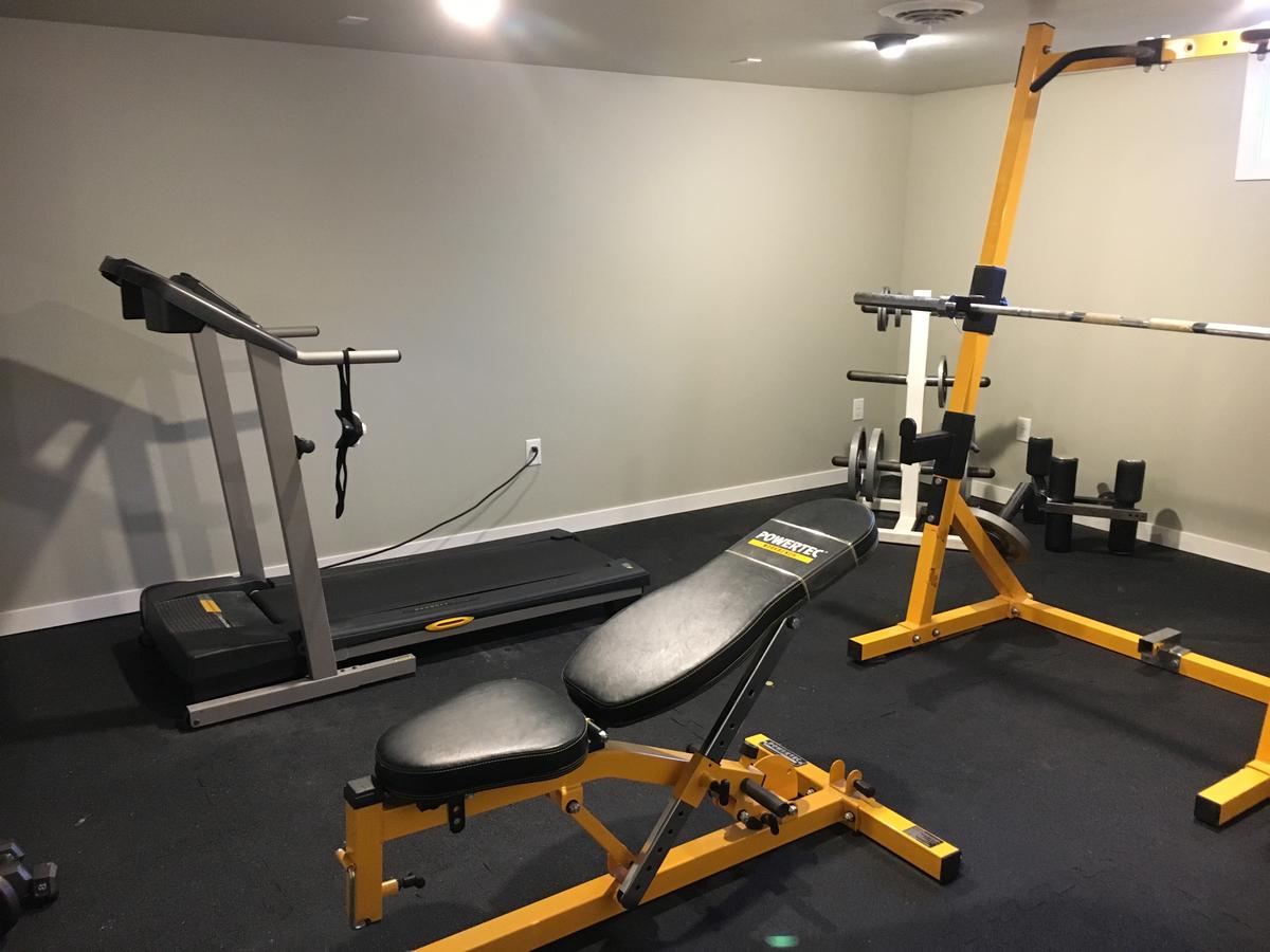 Walk To Lambeau Field In Green Bay! Only 6 Blocks Away - thumb 24