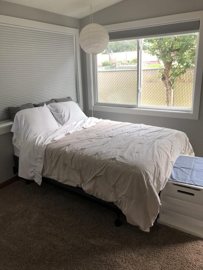 Walk To Lambeau Field In Green Bay! Only 6 Blocks Away - thumb 12