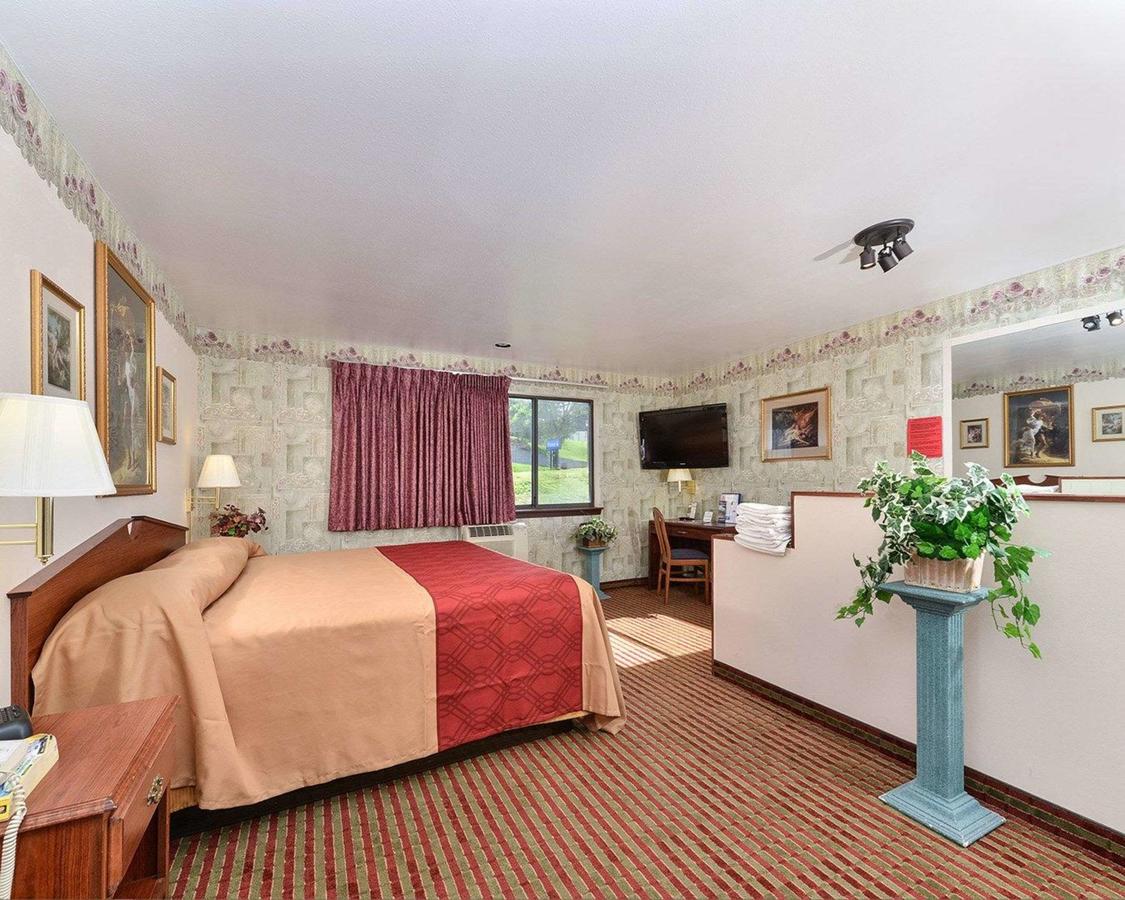 Rodeway Inn & Suites Wisconsin Madison-Northeast - thumb 28