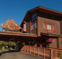 Elk Country Inn - Hotels Find
