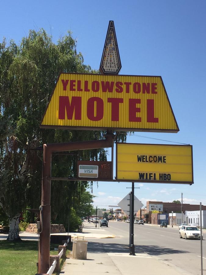 Yellowstone Motel - thumb 0