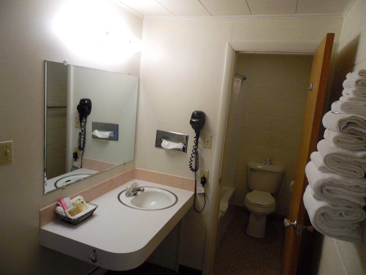 Yellowstone Motel - thumb 30