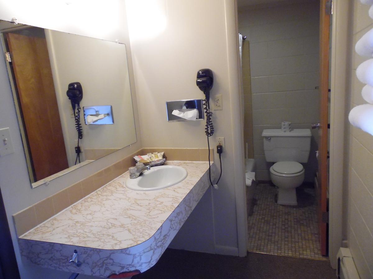 Yellowstone Motel - thumb 19