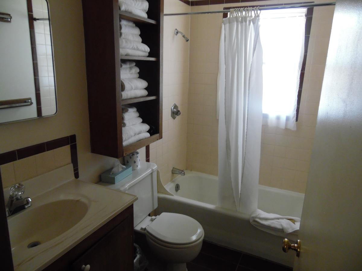 Yellowstone Motel - thumb 14