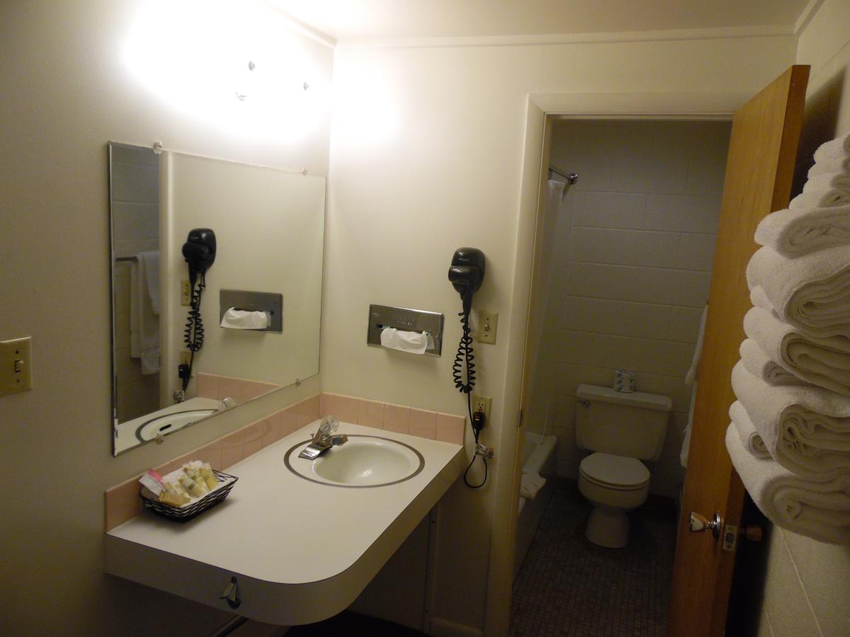 Yellowstone Motel - thumb 22