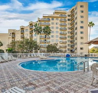 1 RESORT STYLE LIVING CLOSE TO ALL ATTRACTIONS-Tourist Central - Hotels Find