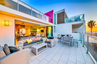 5115 01 - Ocean Beach 1 Hotels Find