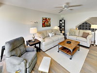 11 Lake Forest Drive Home 3360 Hotels Find
