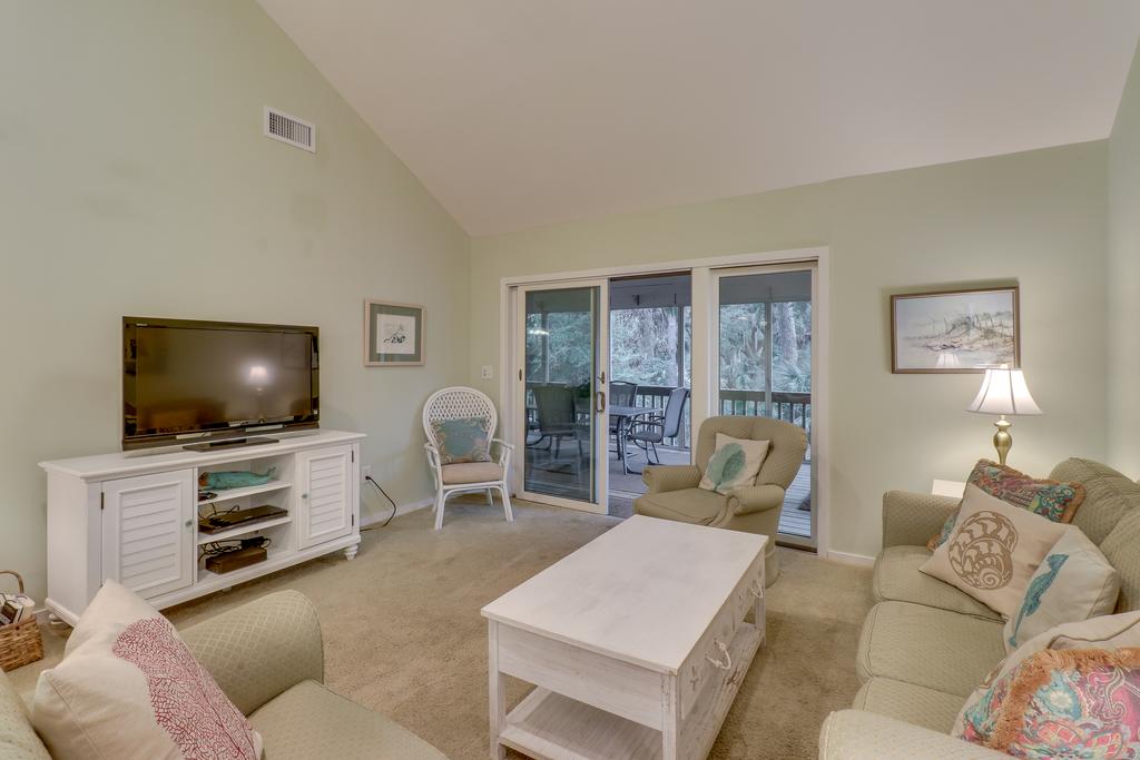 627 Wedgewood Villa - thumb 1