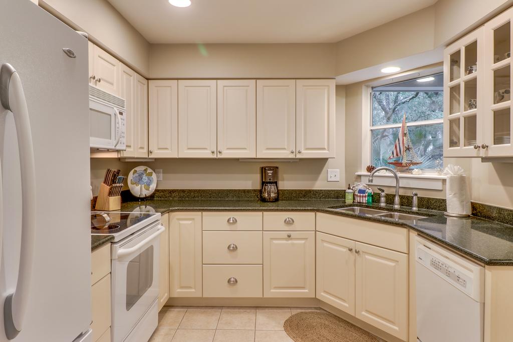 627 Wedgewood Villa - thumb 2