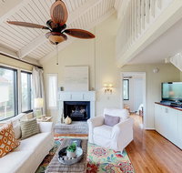 912 Sealoft - Hotels Find