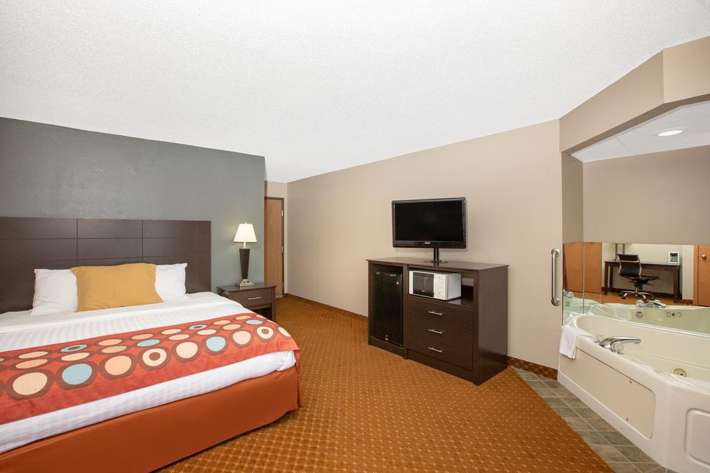 AmericInn By Wyndham Coralville - thumb 2