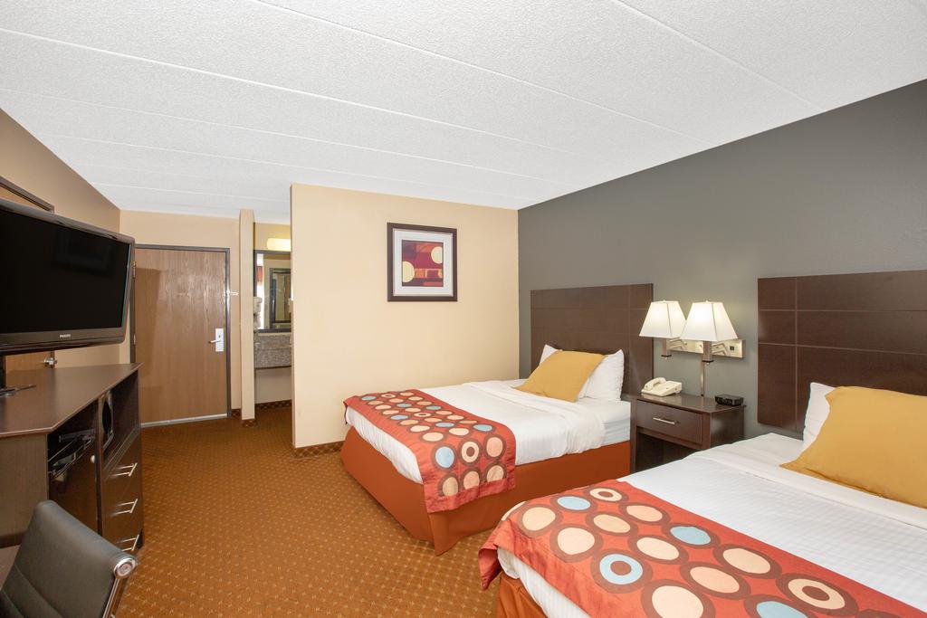 AmericInn By Wyndham Coralville - thumb 3