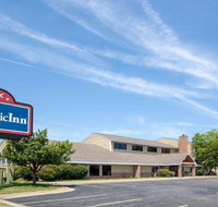 AmericInn by Wyndham Coralville - Hotels Find