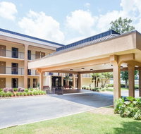 Baymont by Wyndham Pensacola - Hotels Find