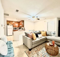 Bright cozy Townhome in quiet east Tallahassee - Hotels Find